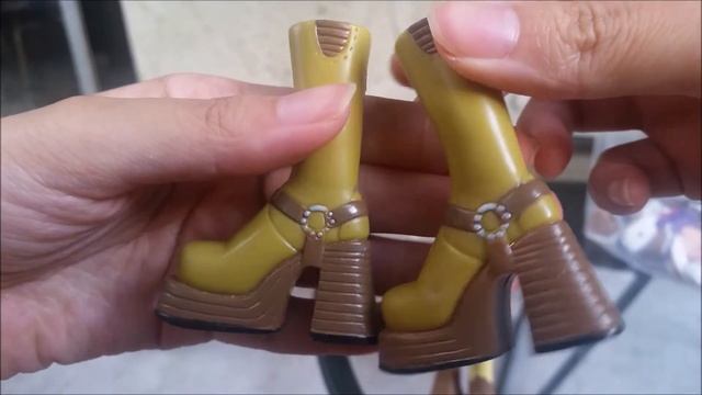 Bag of Bratz Shoes смотреть онлайн