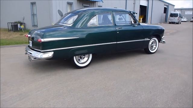 1951 Ford Custom смотреть онлайн