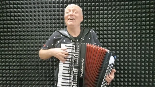 Не могу я тебе в День Рождения дорогие подарки дарить. смотреть онлайн