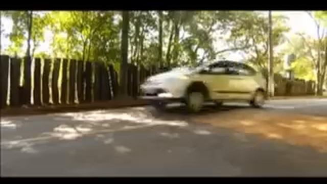 Vrum testa o Honda Fit Twist 2013 смотреть онлайн