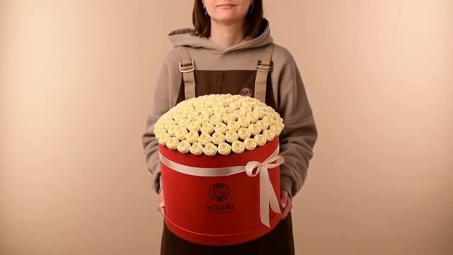 101 шоколадная роза в шляпной коробке(Б_к) смотреть онлайн