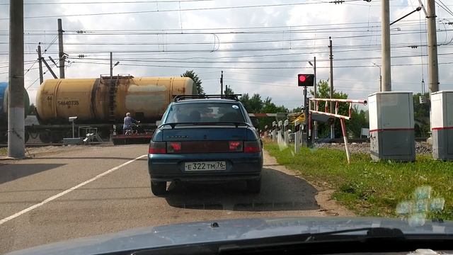 ЖЕЛЕЗНОДОРОЖНЫЙ ПЕРЕЕЗД.?? смотреть онлайн