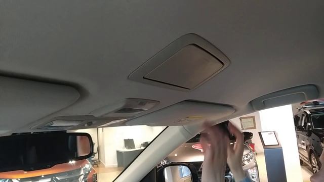 Обзор Mitsubishi Outlander 2020. Новый Аутлендер с браком салона. Японец, как китаец. смотреть онлайн