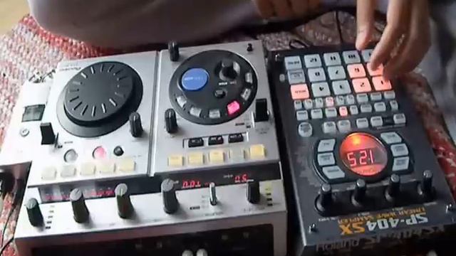 Sample Kid - "Waves" (SP-404 sx & EFX 500) смотреть онлайн