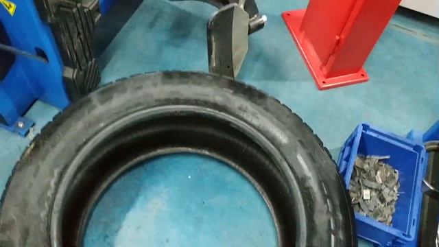 Шиномонтаж LEXUS 8 смотреть онлайн