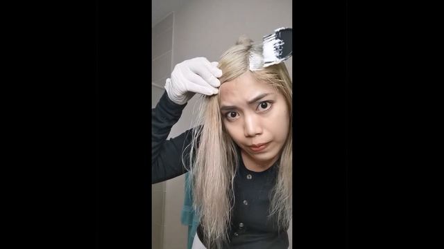 DIY grey/silver hair at home смотреть онлайн