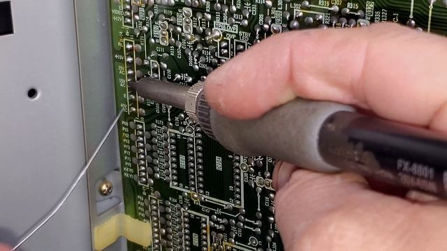 The Sony PVM 2530 Trinitron | Inside the Beast! | Troubleshooting & Repair смотреть онлайн