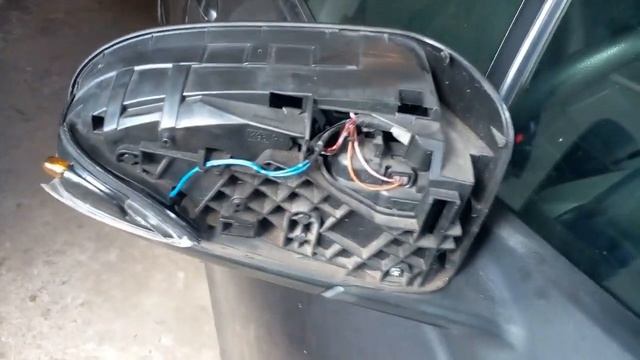 Toyota Vitz and Many Cars Side Mirror Signal Light Indicator Change | EASY DIY GUIDE смотреть онлайн