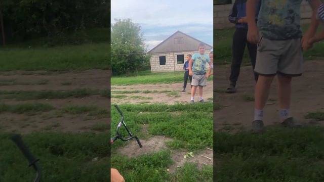 Кто же его девушка?И от куда она взялась?🙈 смотреть онлайн