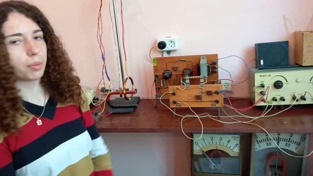 Изучение радиоактивного излучения с помощью счетчика Гейгера. смотреть онлайн