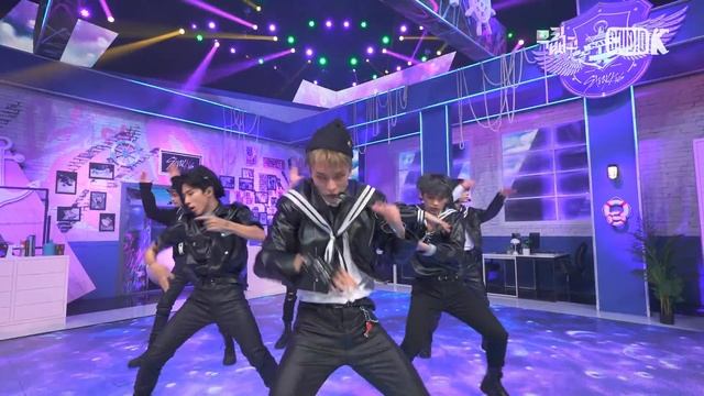 [뮤뱅 원테이크 4K] 스트레이키즈(Stray Kids) 'CASE 143' 4K Bonus Ver. @뮤직뱅크(Music Bank) 221007 смотреть онлайн