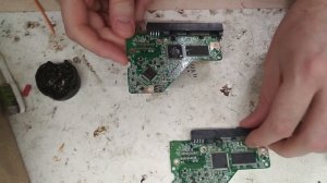 Замена платы жесткого диска WD Green 1.5TB. Мёртвое умереть не может.