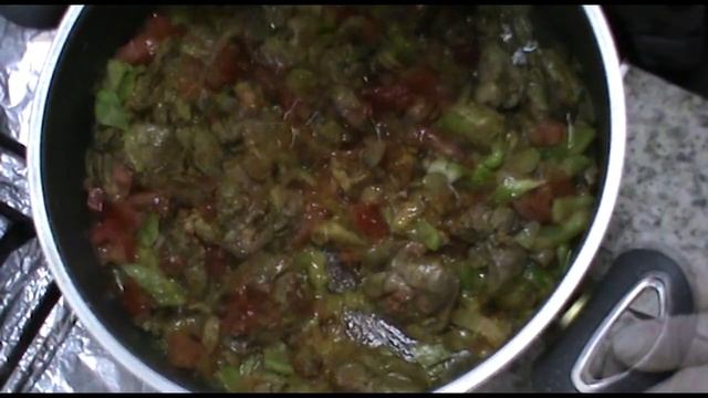 ТУШЕНАЯ ПЕЧЕНЬ С КАРТОШКОЙ!БЫСТРАЯ,ДОМАШНЯЯ И ВКУСНАЯ! смотреть онлайн