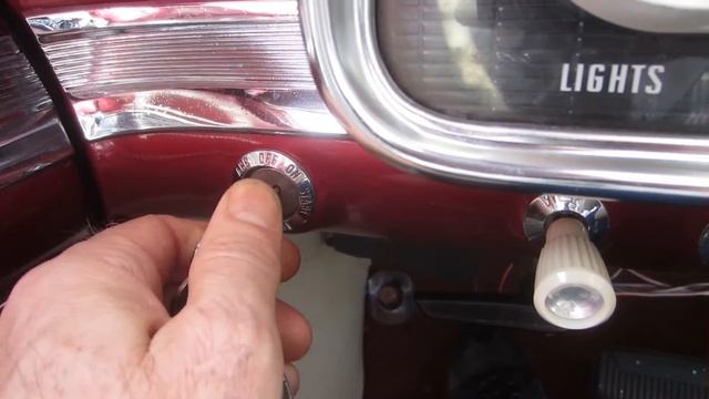 1963 Ford Falcon Futura: Walk Around and Burn Out смотреть онлайн
