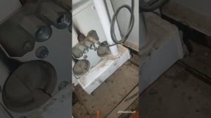 чистим газовый котел перед запуском перед отопительным сезонам сиберия забита трубка и жиклёр.