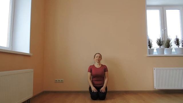 Поза стула. Уткатанасана. смотреть онлайн