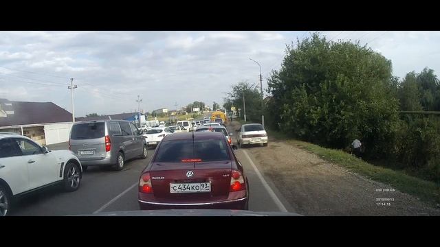 Езда по обочине. Гос.номер о012бе123 смотреть онлайн