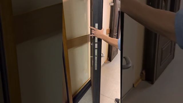 Входная дверь Лацио смотреть онлайн