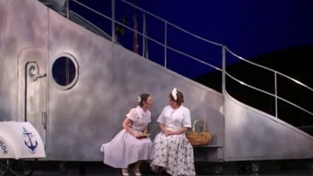 Иркутский музыкальный театр. Севастопольский вальс. Песенка Зиночки. смотреть онлайн