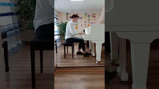 Решетников Артем, 16 лет. И. С. Бах Прелюдия и фуга B dur ХТК смотреть онлайн