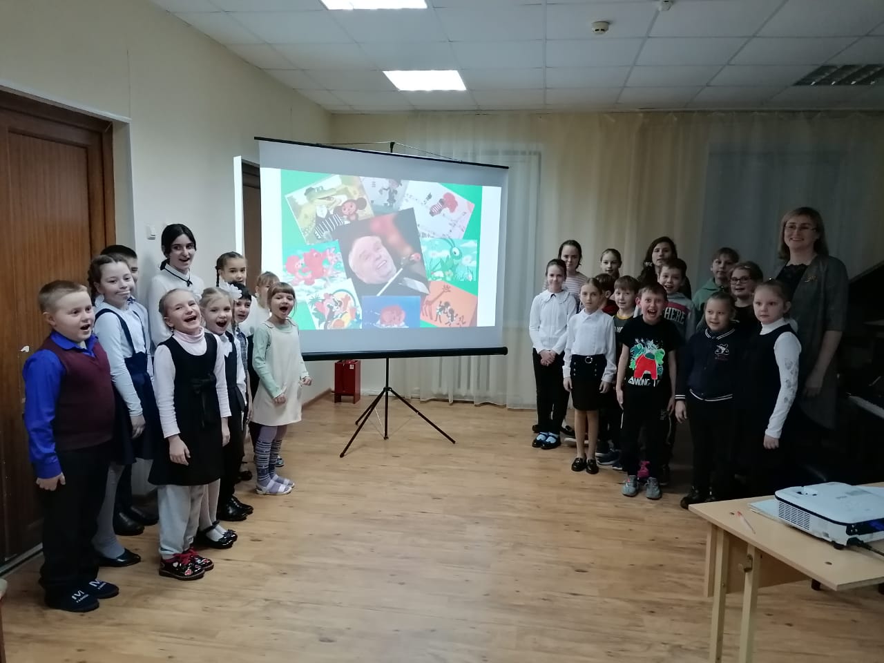 В траве сидел кузнечик.