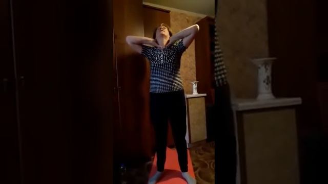 Видео занятие клуба «Здоровые люди».Тема: "Встречаем май в отличной форме" смотреть онлайн