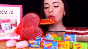 ASMR Mukbang EATING sweets 🍭 СЛАДОСТИ ...Love 💕 is...