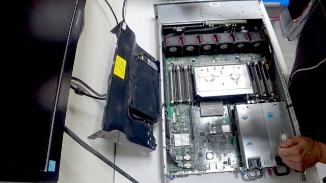 HP Proliant DL380g6 СПУСТЯ 13 ЛЕТ НЕПРЕРЫВНОЙ РАБОТЫ