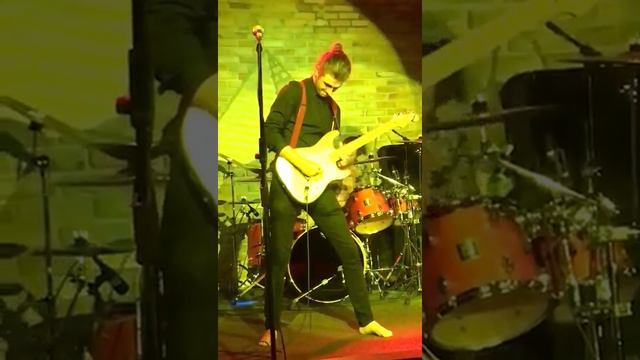 Forest Pilots - Inna Home (guitar solo) смотреть онлайн