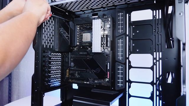 Lian-Li Odyssey X: 2021 A Case Odyssey смотреть онлайн