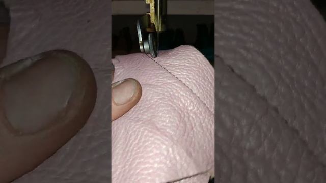 ПРОДАМ!Швейная машина колонковая Минерва для пошива и ремонта обуви сумок кожи смотреть онлайн