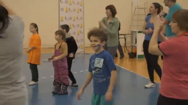 Папа, мама, я - здоровая семья смотреть онлайн