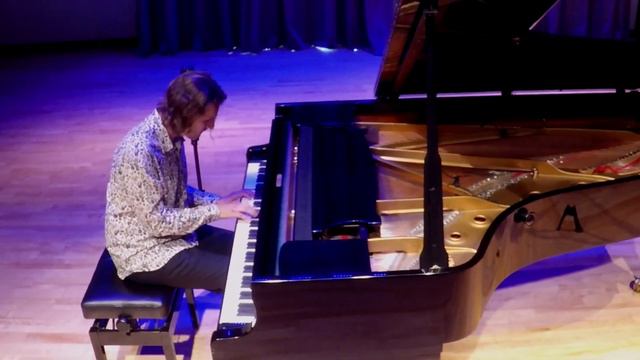 Howard Brown Concerts - Jonathan Turgeon смотреть онлайн