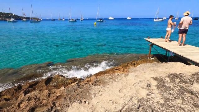 A Day in Paradise at Cala Tarida смотреть онлайн