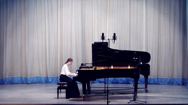 Захарова Алёна - Э.Григ - Соната ми минор, соч 7, 1 часть смотреть онлайн