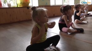 ✔ Кукла и Ярослава на занятиях танцами / Alive Doll and Yaroslava are on dance lessons for children