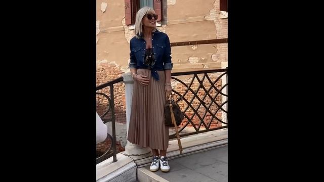 Venice / Венеция ! Город чужих спин смотреть онлайн