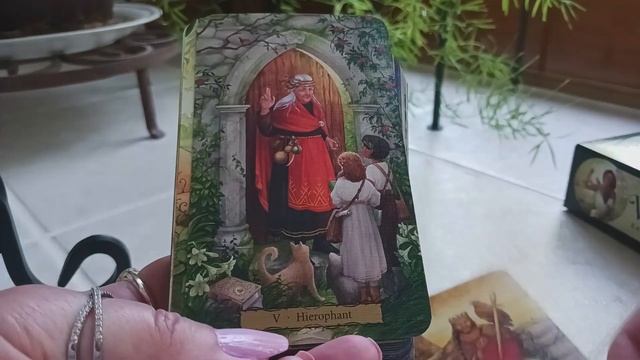 Tarot Of The Witch's Garden Unboxing & Full Flip-Through смотреть онлайн