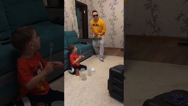 Профессиональная группа 65/11 - Король и Шут - Танец злобного гения смотреть онлайн