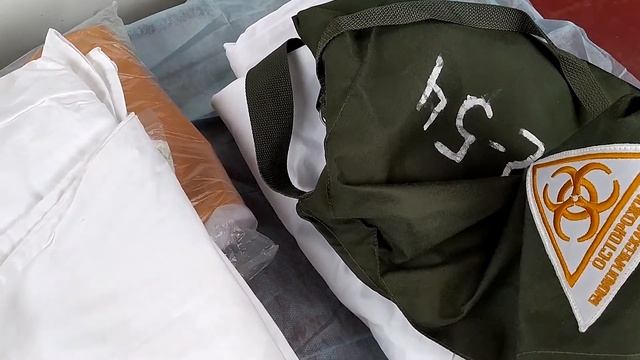 Противочумный костюм смотреть онлайн