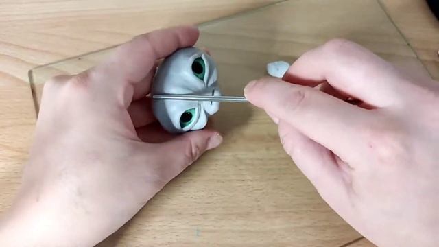 Лепим лицо игрушке в смешанной технике смотреть онлайн