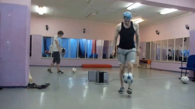 От улыбки станет всем светлей смотреть онлайн