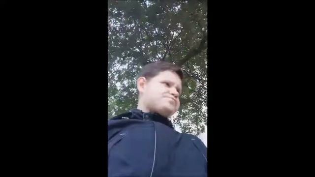 АРТЁМ ЕСТЬ ЧЕЛОВЕК ГОВНО? ВСЯ ПРАВДА! (Обзор на Electra зеленый) смотреть онлайн