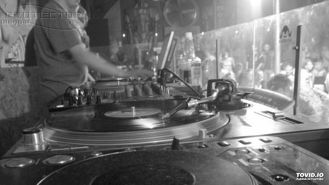 Protector Głogów Wielkanoc 2007 pres.dj @lex live mix vol.3 смотреть онлайн