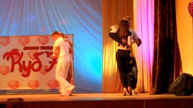 Илья и Оля - II Чемпионат Поволжья по Кизомбе, Пенза 13 02 2016 смотреть онлайн