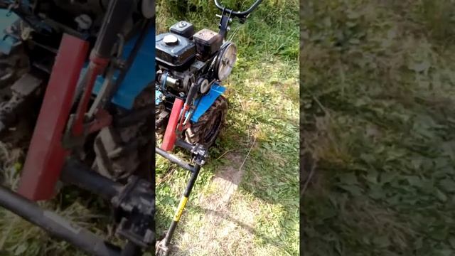 Роторная косилка Заря, навеска ее на мотоблок, правильное совмещение ремней. смотреть онлайн