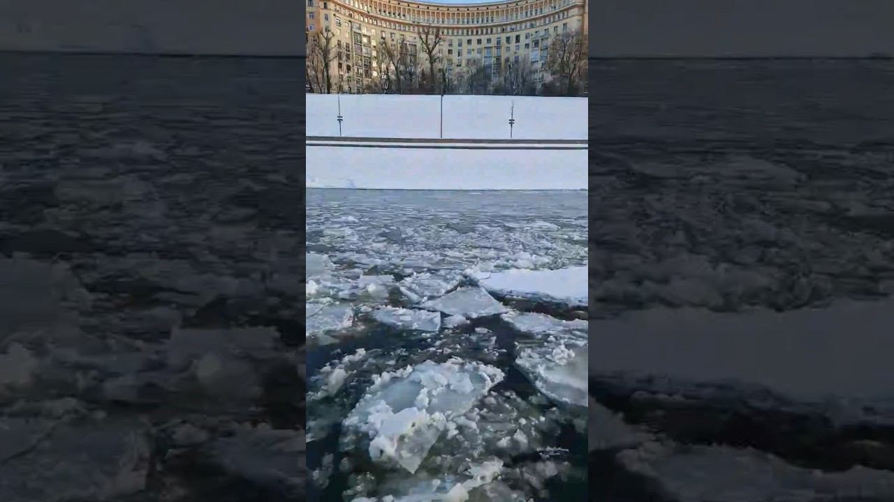 Ледокол на Москве реке))) #жизньвовремяпутешествий #москва2024 #редисонЕрвин #прогулкапорекевМоскве смотреть онлайн