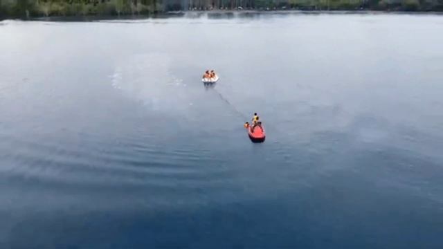 AMAZING BANANA BOAT RIDE EXPERIENCE | ADVENTURE VLOG смотреть онлайн