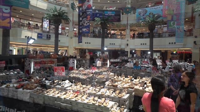 Жизнь на Пхукете 2020. Отдых на Пхукете. ТРЦ на Пхукете. Недвижимость на Пхукете. Шопинг на Пхукете смотреть онлайн