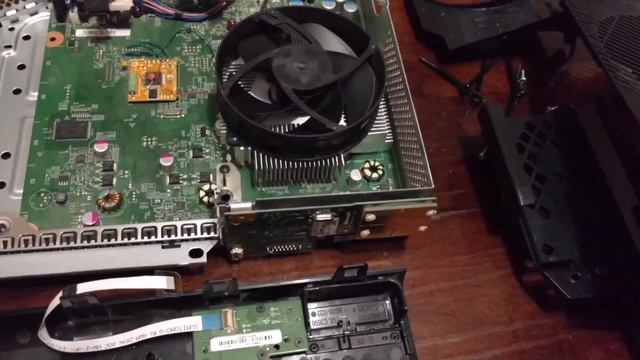 Чистка Xbox 360 E. смотреть онлайн